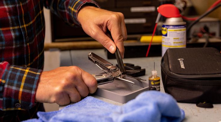 Как ухаживать за черным покрытием Leatherman